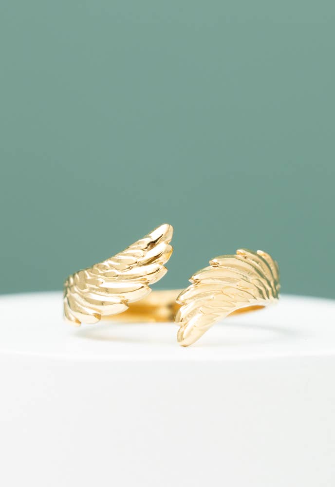 Birds of the Same Feather Gold Ring